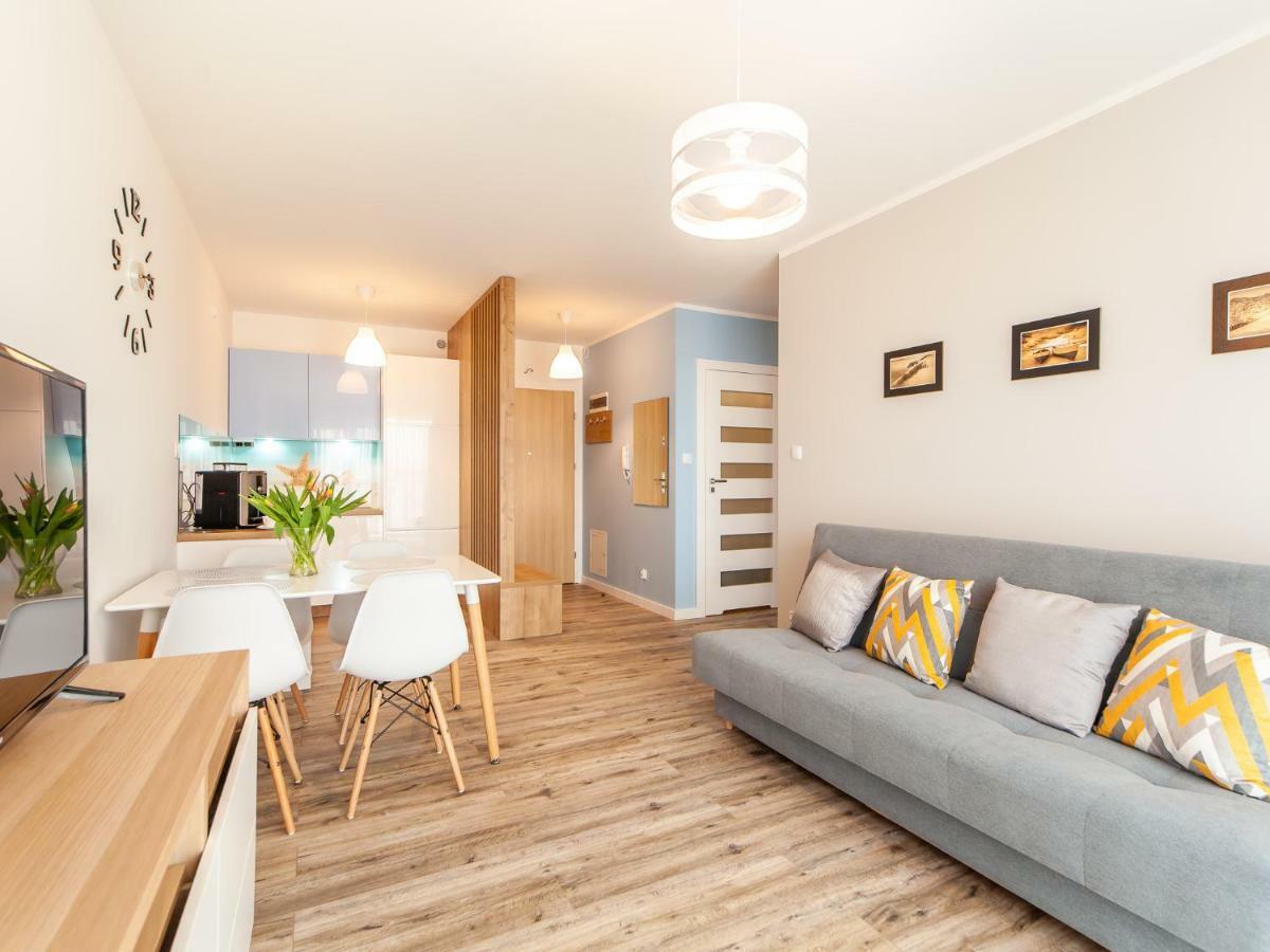 Rybacka 12a/68, Apartment *